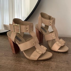 Block heel sandals